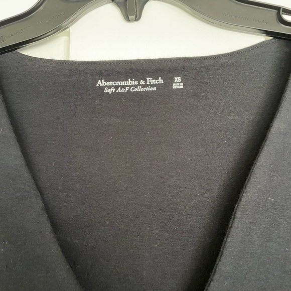 Abercrombie and Fitch Soft AF Tee - Picture 3 of 3